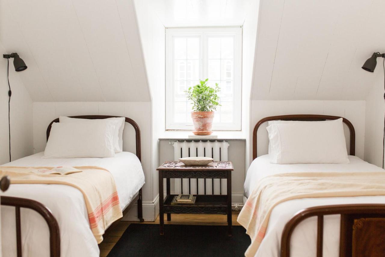 Le Vieux Presbytere Saint-Vallier Экстерьер фото